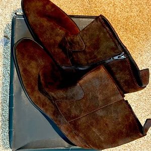 MEN’S SUEDE CHOCOLATE BROWN BOOTS